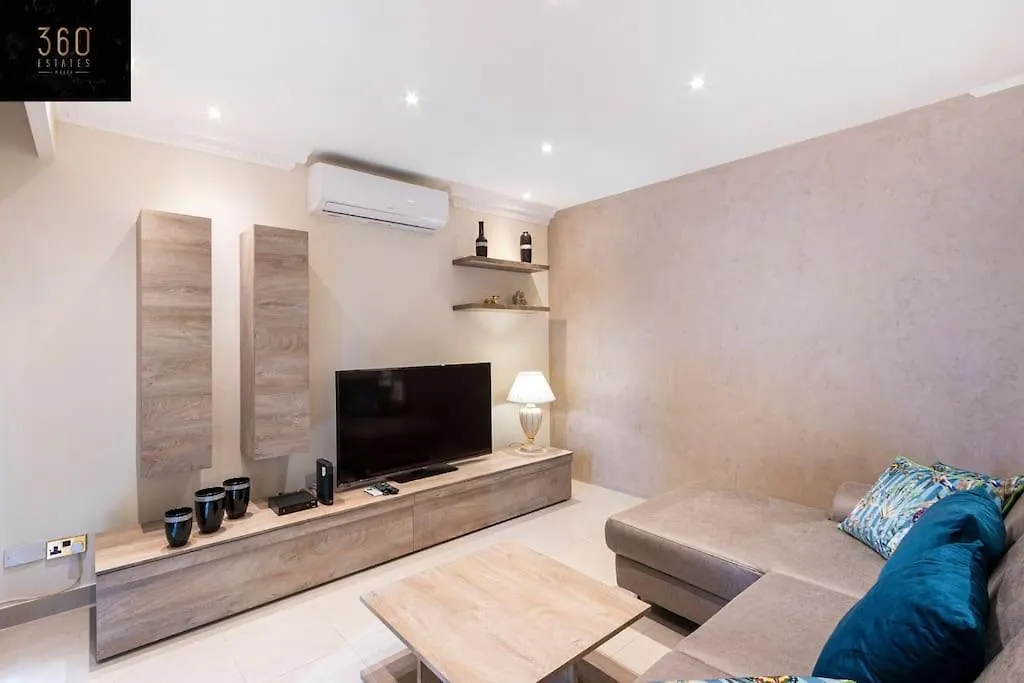 One Of A Kind, Seafront Property In St Georges Bay By 360 Estates Saint Julian's Apartment