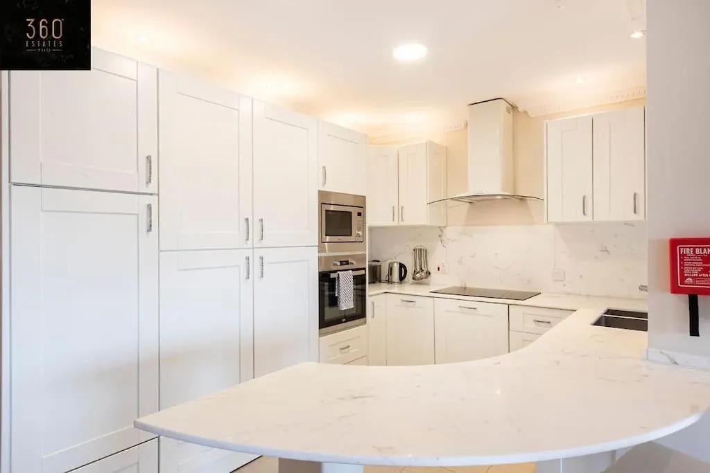 Apartment One Of A Kind, Seafront Property In St Georges Bay By 360 Estates Saint Julian's